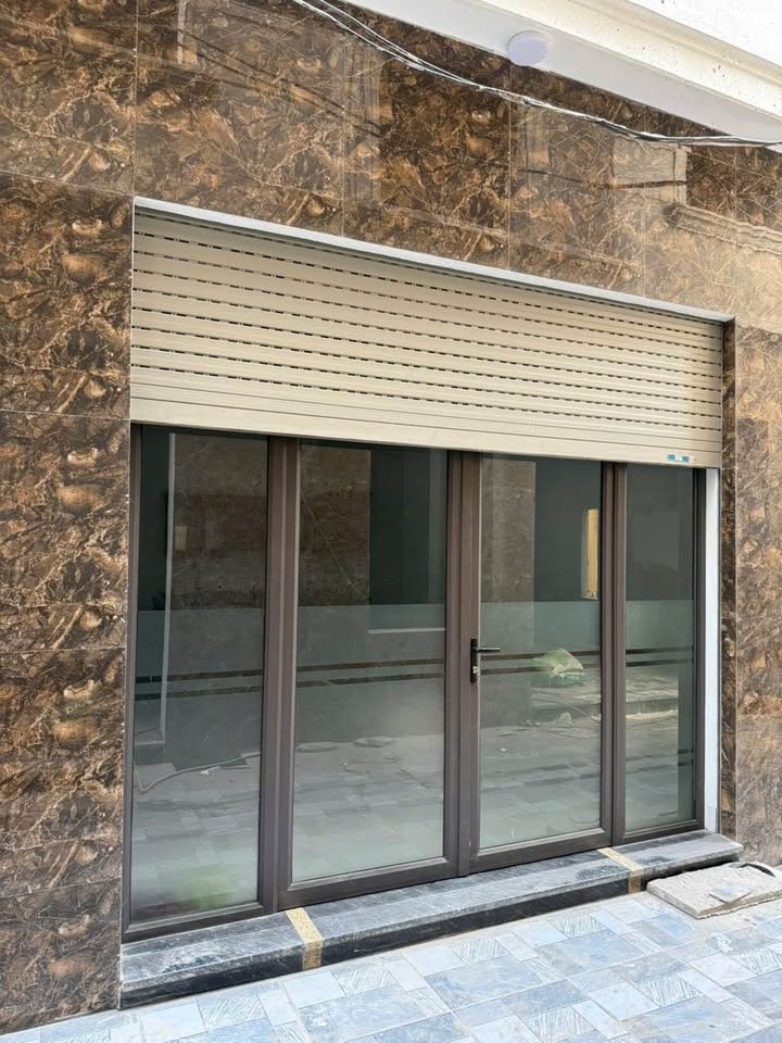 Nhà 3 tầng ngõ An Định, Thành Đông 42m² giá 2.35 tỷ - Thiết kế hiện đại, gần chợ và trường học!