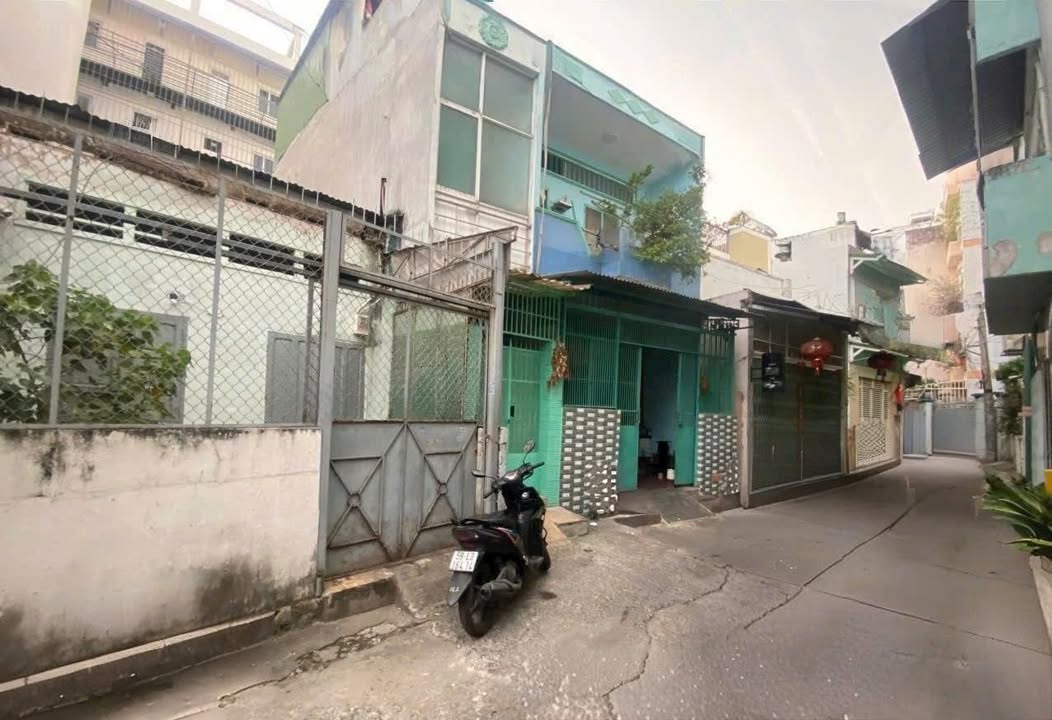 Nhà riêng Lê Đại Hành, Q11 68m² giá 7 tỷ - Tiện xây mới ngay!