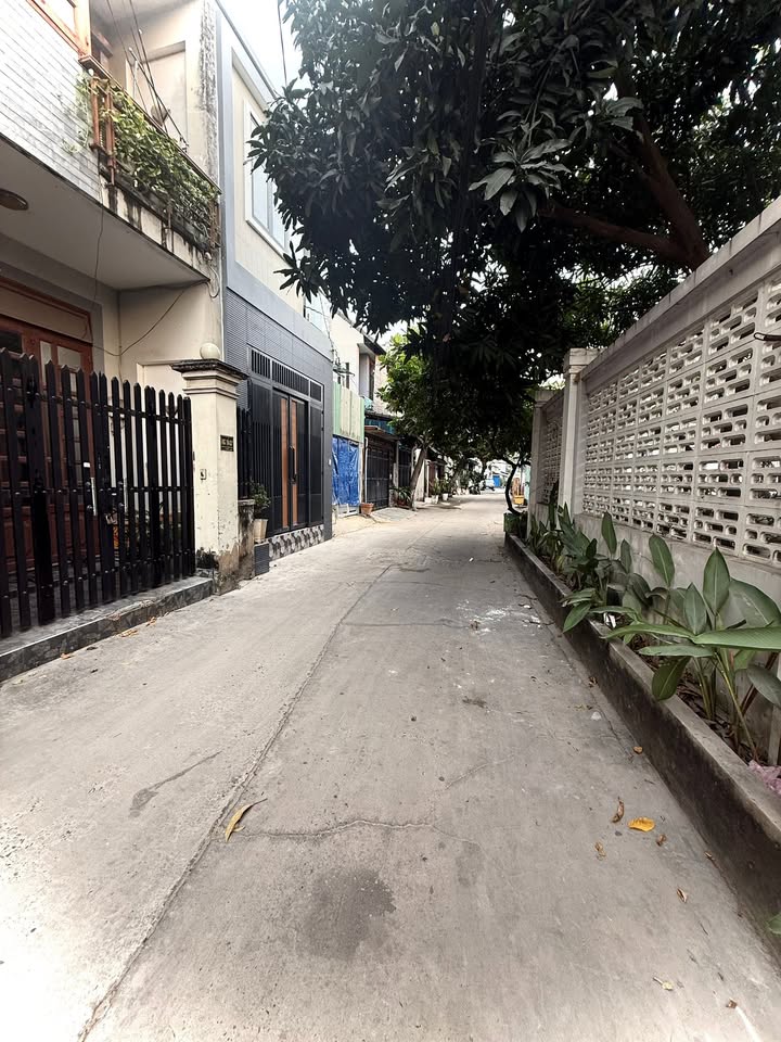 Nhà hẻm xe hơi Thủ Đức 75m² giá 5.3 tỷ - Vị trí vàng Vạn Phúc City!