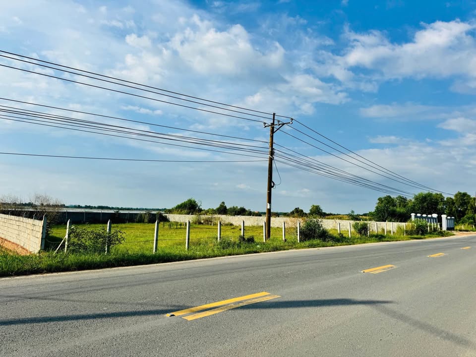 Đất nền mặt tiền đường Tỉnh Lộ 7, Củ Chi 150m² giá 1.75 tỷ - Đầu tư sinh lời ngay!