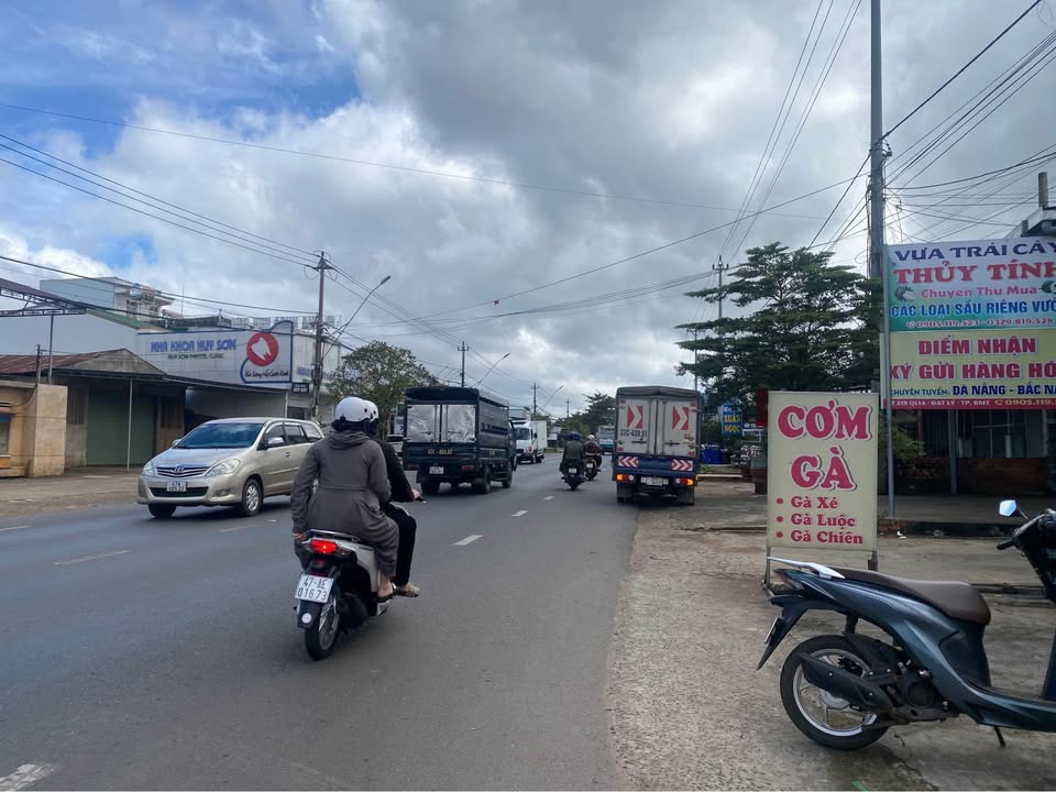 Bán gấp FrontHouse mặt tiền Quốc Lộ 14 - Tân An, 160m² chỉ 6.35 tỷ!