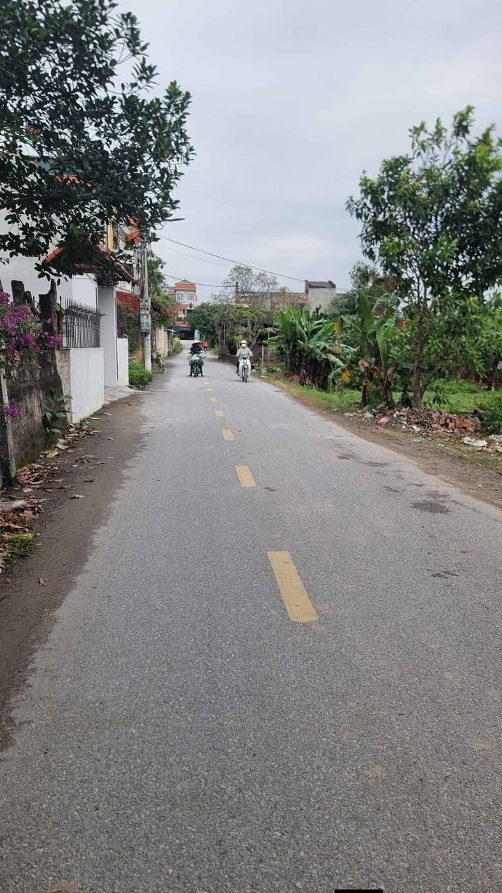Đất nền Liêm Chung, Phủ Lý 100m² giá 2.05 tỷ - Mặt tiền siêu to, đầu tư sinh lời!
