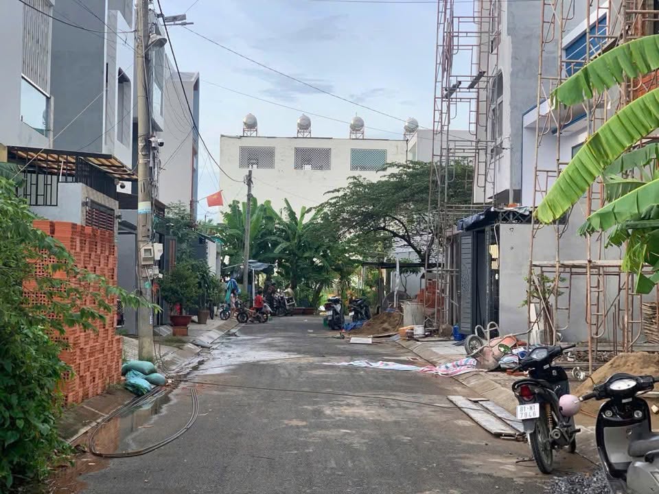 Đất nền KDC Hoàng Kim Q9 56m² giá 3.2 tỷ - Xây dựng tự do, khu an ninh!