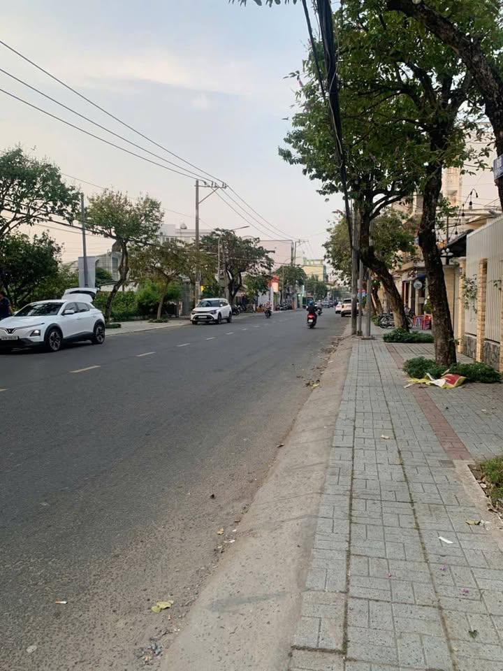 Nhà mặt tiền Trần Hưng Đạo, P5, Mỹ Tho 76m² giá 15 triệu - Kinh doanh thuận lợi!