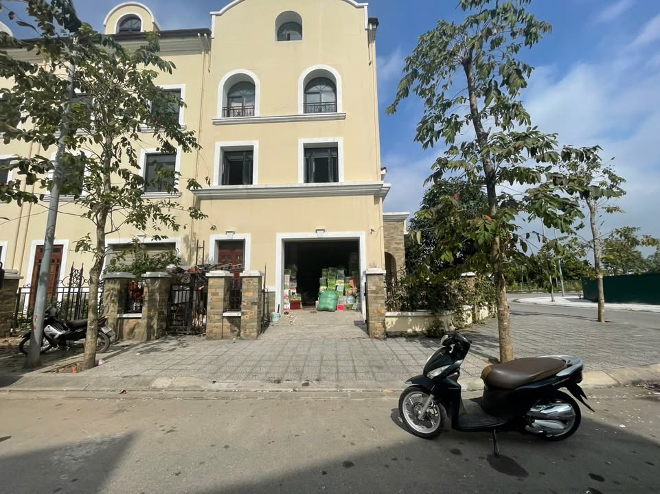 Shophouse An Khánh 223m² giá 15 triệu - Không gian kinh doanh lý tưởng!