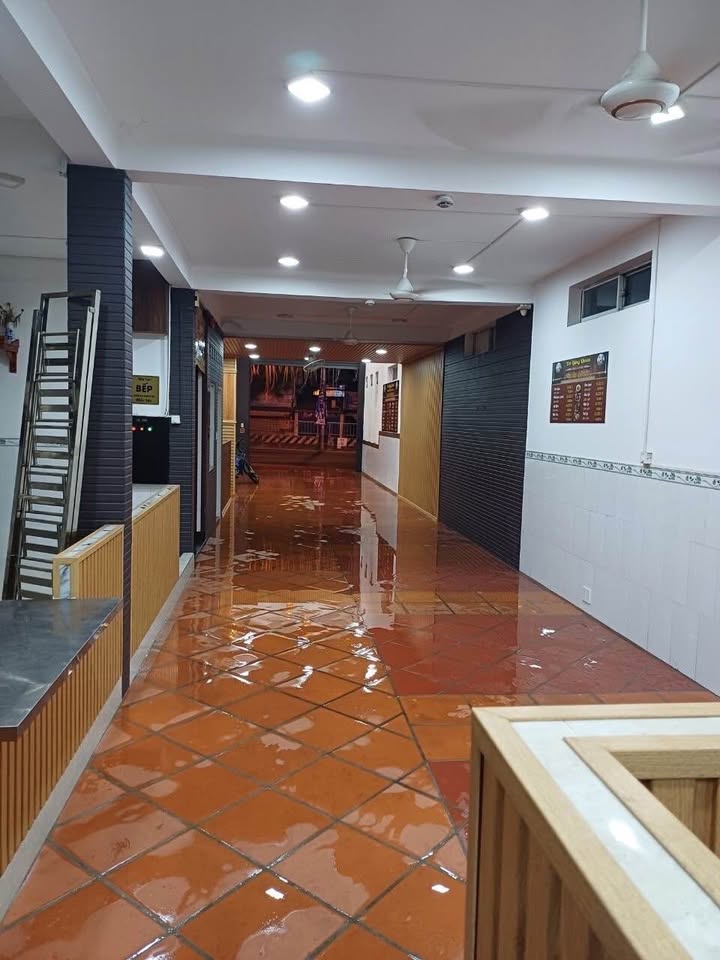 FrontHouse Dĩ An 245m² giá 20.5 tỷ - Đầu tư sinh lời ngay!