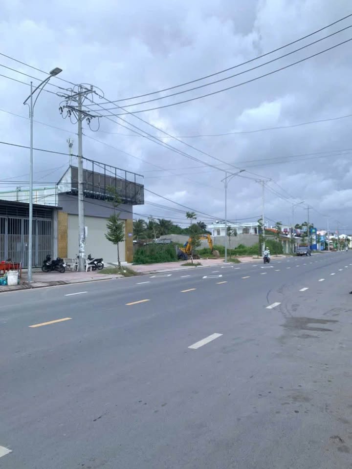 Đất nền 106m² hẻm ô tô đường Tiến Thành, phường Phước Hậu Vĩnh Long chỉ 1.3 tỷ - Thương lượng chính chủ!