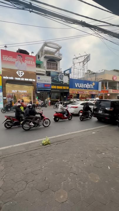 Cho thuê mặt bằng đẹp phố Trần Nguyên Hãn 75m² - Tuyến phố sầm uất, thuận lợi kinh doanh!