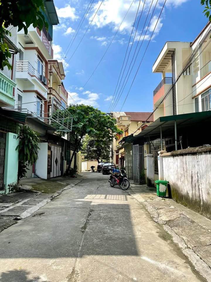 Nhà 2 tầng Minh Khai 97m² giá 2.55 tỷ - An ninh tốt, không ngập lụt!