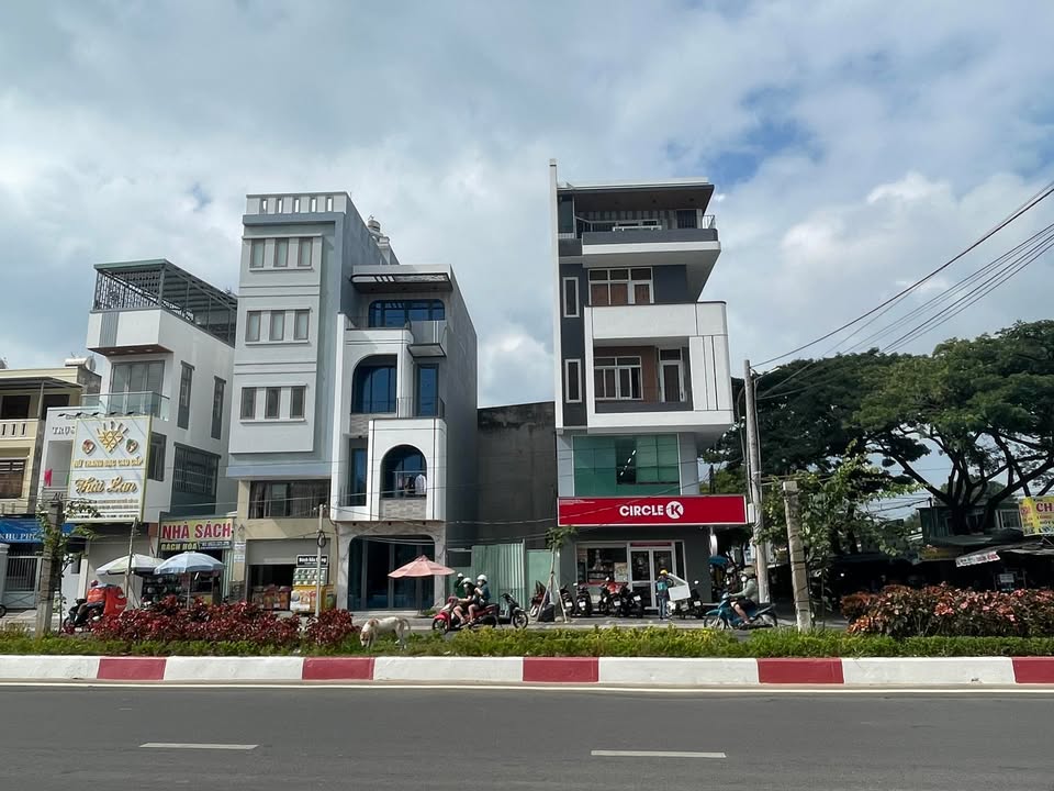 Đất mặt tiền Bùi Thiện Ngộ, Rạch Dừa 55m² giá 9.999 tỷ - Kinh doanh sầm uất!