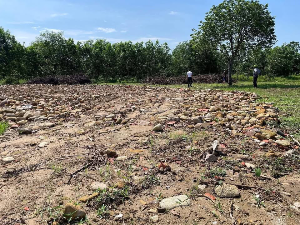 Lô đất thổ cư thôn 6 Quảng Long 2.688m² - Hiếm có, giá thỏa thuận!