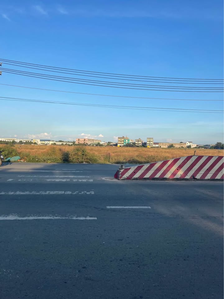 Đất nền đường ĐT 747 Tân Uyên 530m² giá 11.13 tỷ - Đầu tư sinh lời ngay!