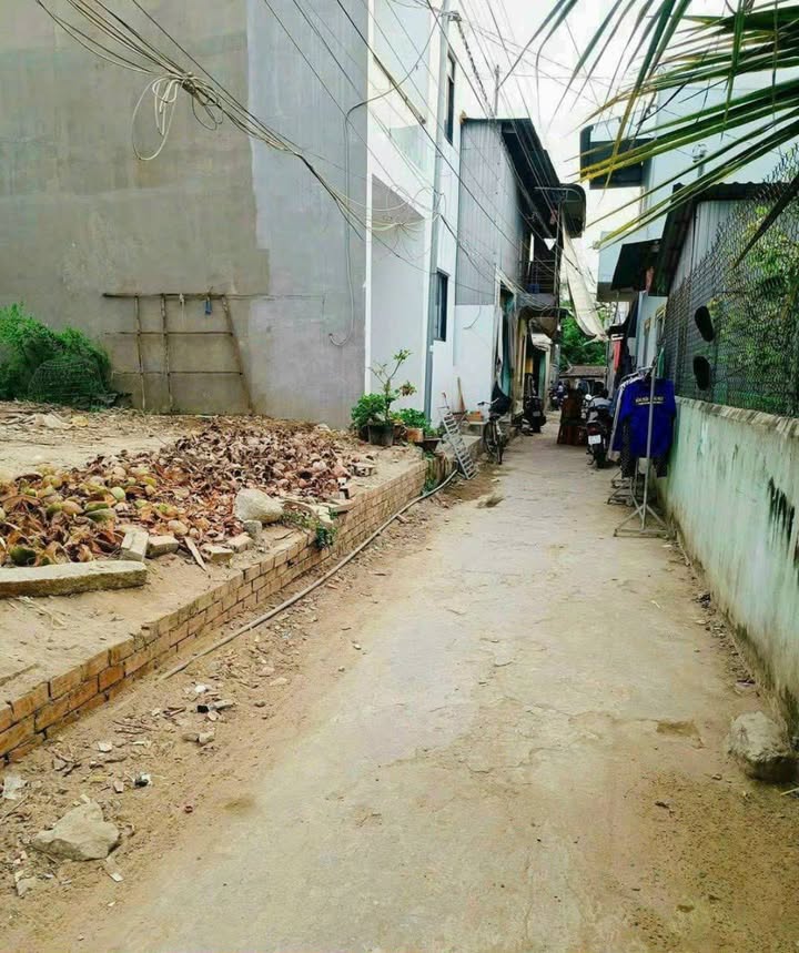 Đất nền Mỹ Thạnh, Long Xuyên 40,5m² giá 300 triệu - Khu dân cư hiện hữu, tiện lợi!