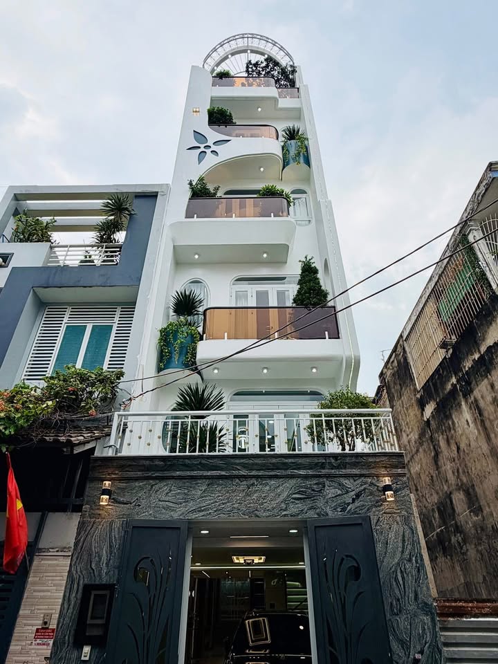 Nhà phố xây mới 64m² giá 12.9 tỷ - Đường xe hơi thông, an ninh tuyệt đối!