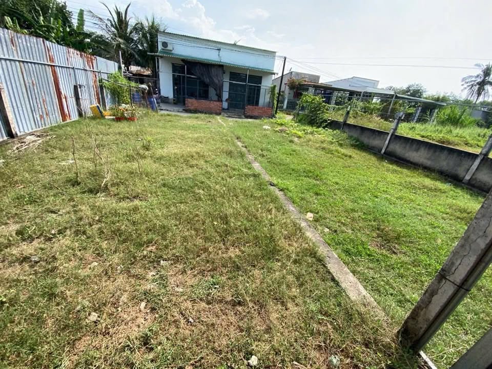 Nhà đất bán tại xã Mỹ Hạnh Nam, Đức Hòa, Long An - 232m² chỉ 1.7 tỷ - Sổ đỏ chính chủ!