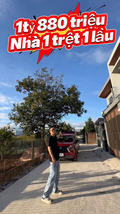 Nhà đẹp liền kề Trần Nguyên Hãn 78.3m² giá 1.8 tỷ - Ô tô vào tận nhà!