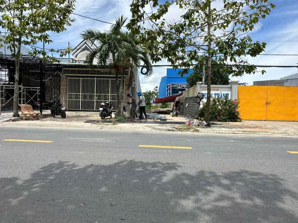 Đất nền mặt tiền Nam Kỳ Khởi Nghĩa, phường 7, Sóc Trăng 375m² giá 2.35 tỷ - Thương lượng ngay để ăn Tết!