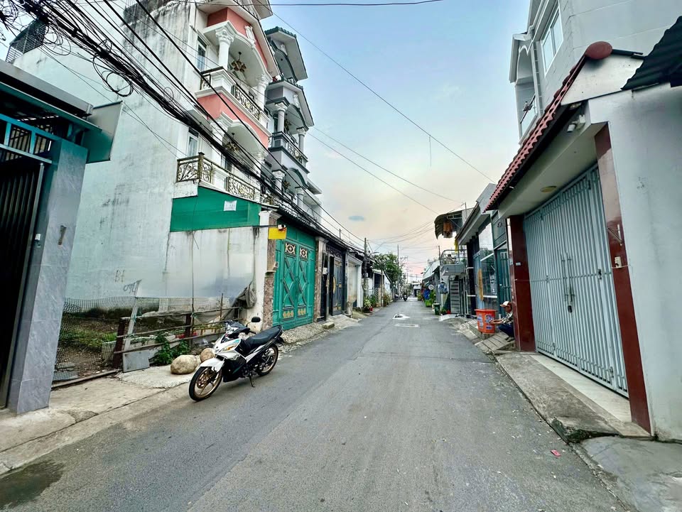 Lô đất đẹp Thủ Đức 76m² giá 6.1 tỷ - Kinh doanh nhỏ lẻ thuận lợi!