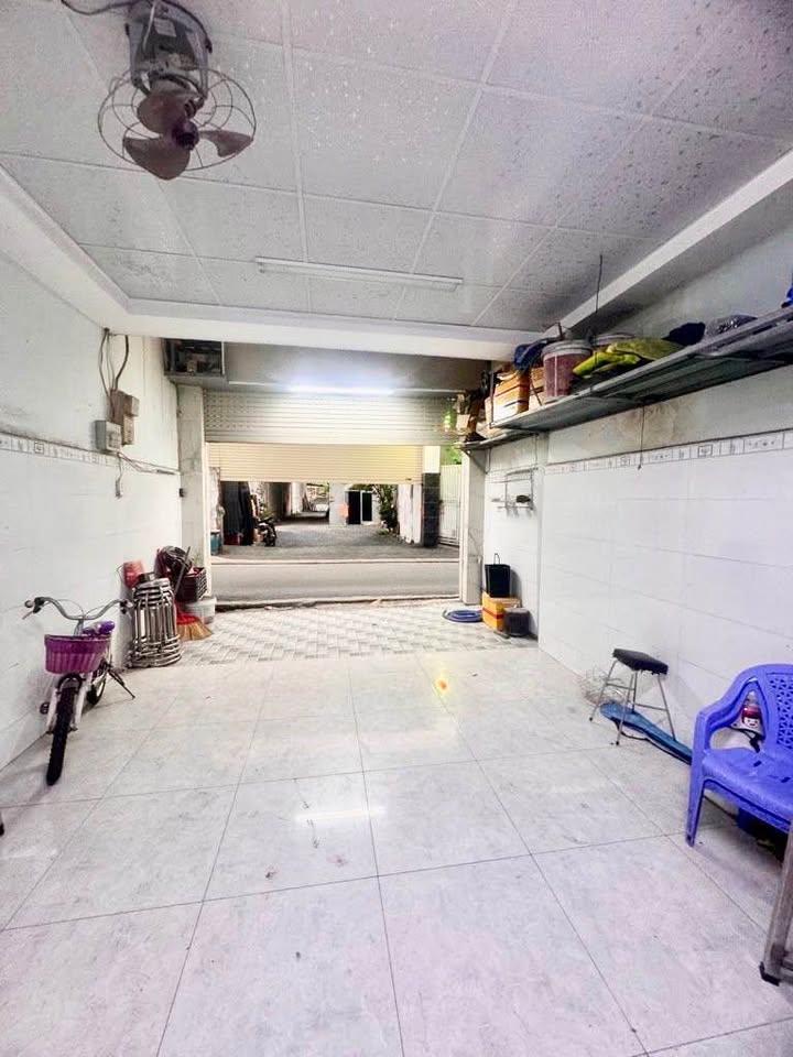 Nhà mặt tiền Quốc Lộ 13, Hiệp Bình, 66m² – Kinh doanh sầm uất, giá 4.6 tỷ!