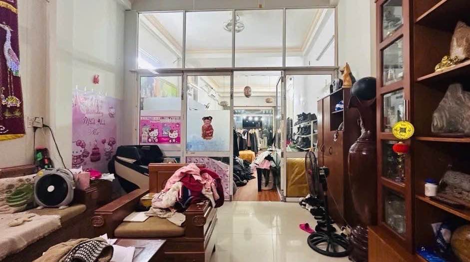 Nhà 3 tầng mặt tiền Nguyễn Phan Vinh Sơn Trà 136.7m² giá 14.5 tỷ - Kinh doanh sinh lời ngay!