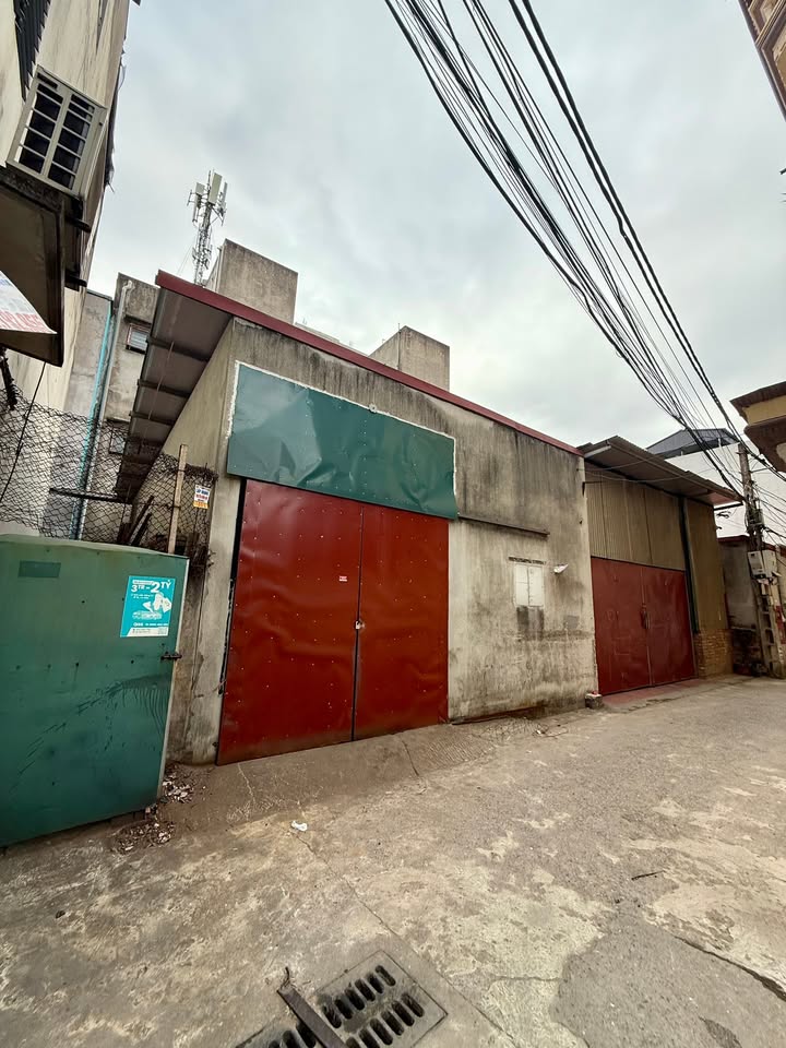 Đất nền Phúc Đồng 70m² giá 11 tỷ - Sổ đỏ chính chủ, ô tô tránh nhau thoải mái!