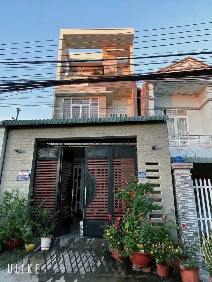 Nhà phố 1 trệt 2 lầu mặt tiền Bình Nhâm 88, 88m² giá 5 tỷ - Chính chủ bán gấp!