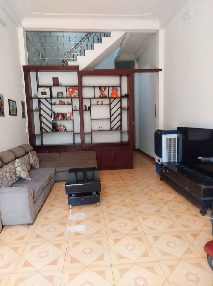 Nhà 2 tầng phố Phan Bội Châu Lào Cai 82m² giá 2.09 tỷ - Chính chủ không qua trung gian!