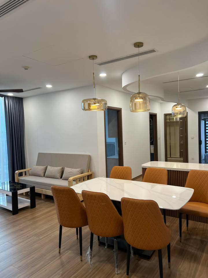 Căn hộ EcoGreen Sài Gòn quận 7 95m² giá 8.1 tỷ - Căn góc full nội thất, sổ đỏ chính chủ!