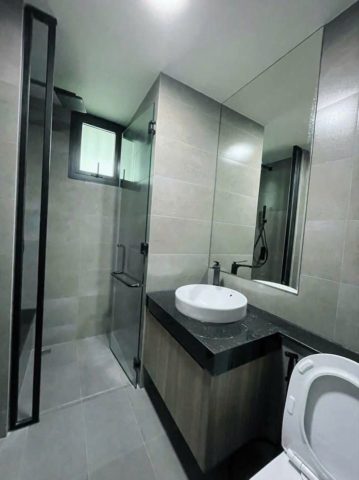 Căn hộ Delasol Quận 4 72m² giá 24 triệu - View nội khu tuyệt đẹp!