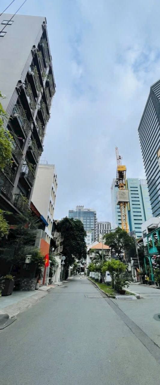 Tòa nhà mặt tiền Ngô Văn Năm, Q1, 117m² giá 83.5 tỷ - Cơ hội vàng cho nhà đầu tư!