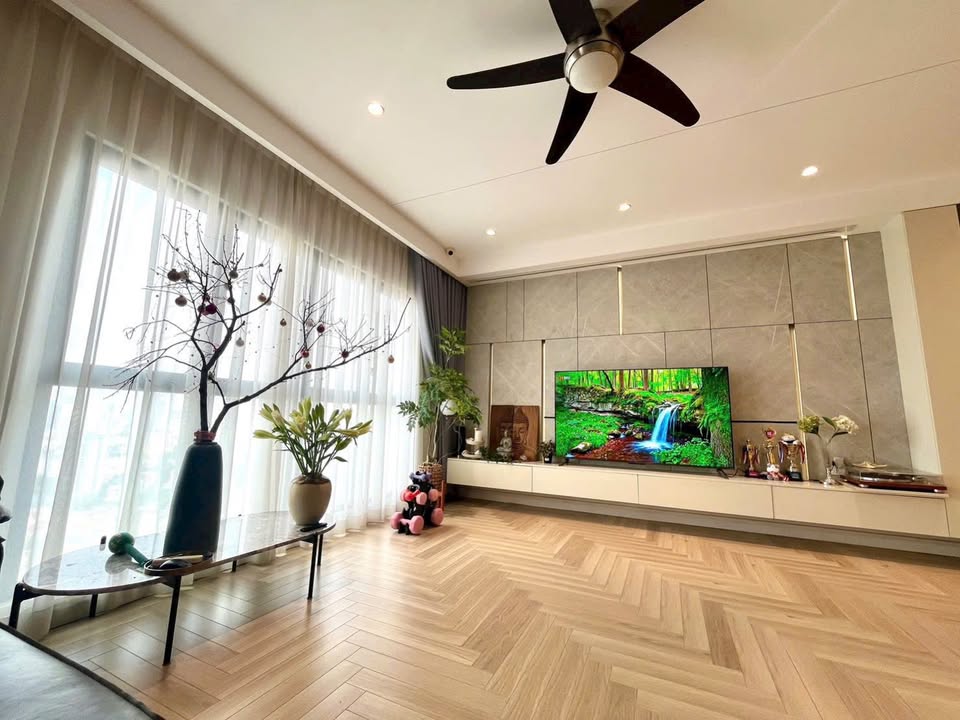 Căn hộ chung cư Mulberry Lane Hà Đông 121m² - Tầng cao view đẹp, chính chủ bán!