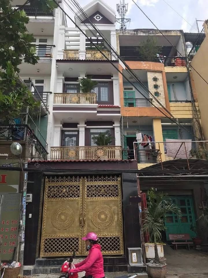 FrontHouse Bình Tân Đường Lê Văn Quới 80m² giá 11 tỷ - Mặt tiền kinh doanh lý tưởng!