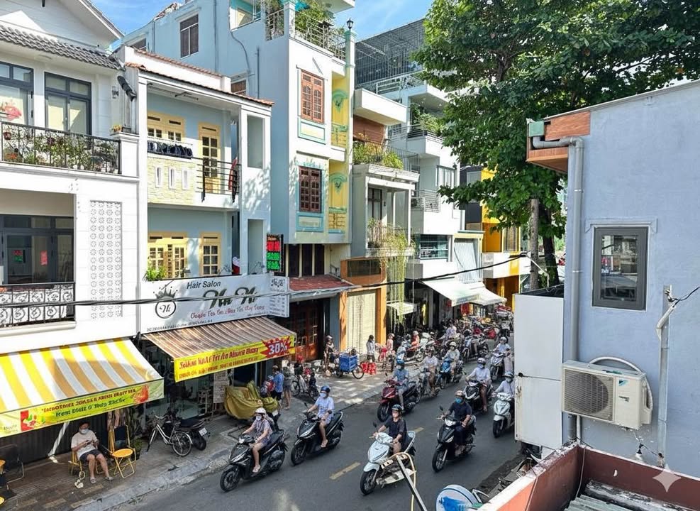 Nhà mặt tiền Trần Khắc Chân, Quận 1, 62m² giá 29.99 tỷ - Cơ hội đầu tư hiếm có!