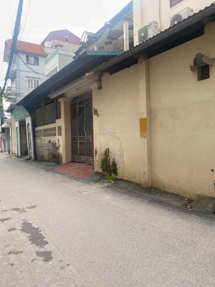 Mảnh Đất Dương Văn Bé, Hai Bà Trưng 60m² giá 13 tỷ - Vị trí đắc địa, sổ đỏ chính chủ!