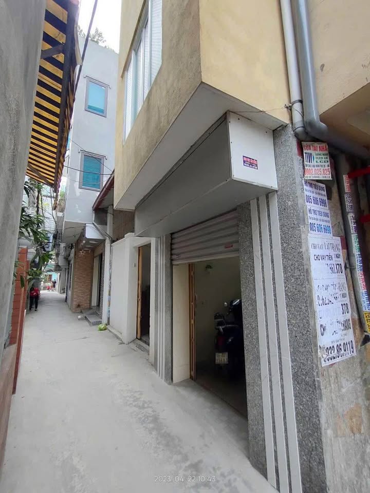 Nhà phố Lê Chân, Hải Phòng 16m² giá 890 triệu - Kiên cố, ô tô tránh nhau gần nhà!