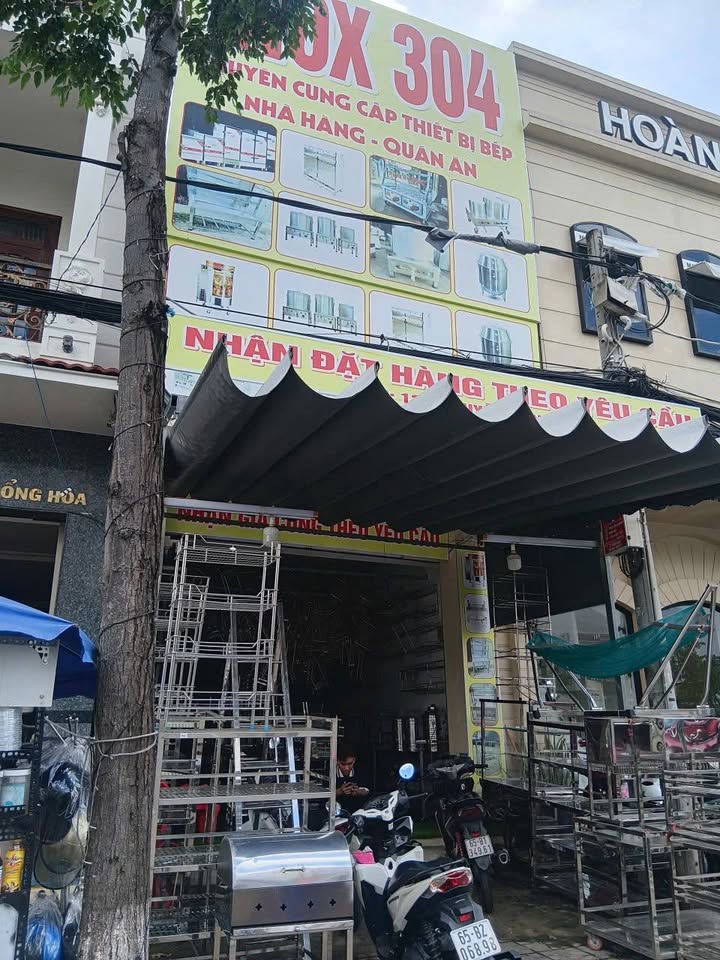 Bán Nhà Mặt Tiền Nguyễn Văn Cừ, 190m² Giá 18 Tỷ - Đầu Tư Sinh Lời Ngay!