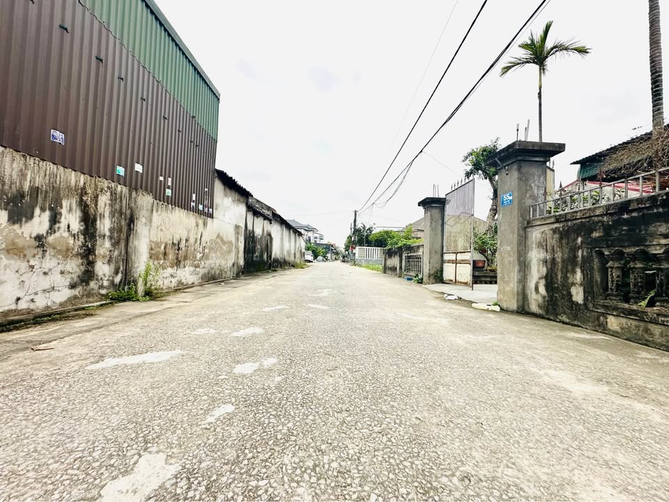 Đất Nghi Kim Vinh 90m² giá 2.7 tỷ - Đường thông rộng, bìa đẹp!