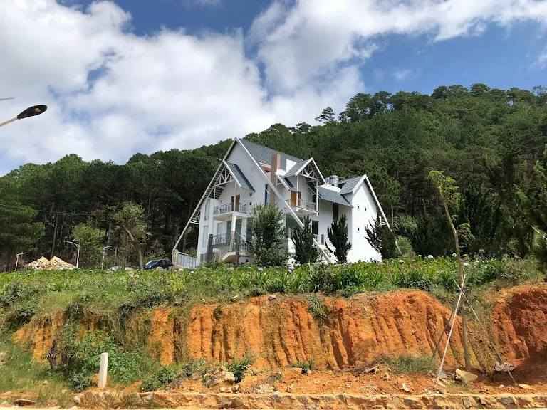 Đất nền KĐT Vạn Xuân Lạc Dương 300m² giá 5.1 tỷ - Cơ hội đầu tư sinh lời ngay!