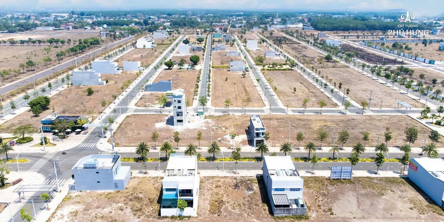 Nhà mặt tiền đường Khải Hoàn, Đồng Xoài 117.5m² giá 2 tỷ - Đầu tư sinh lời ngay!