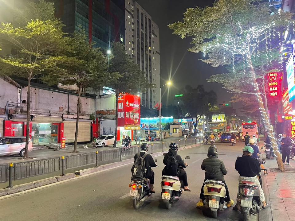 Mặt phố Nguyễn Lương Bằng, Đống Đa 240m² giá 155 tỷ - Đầu tư sinh lời ngay!