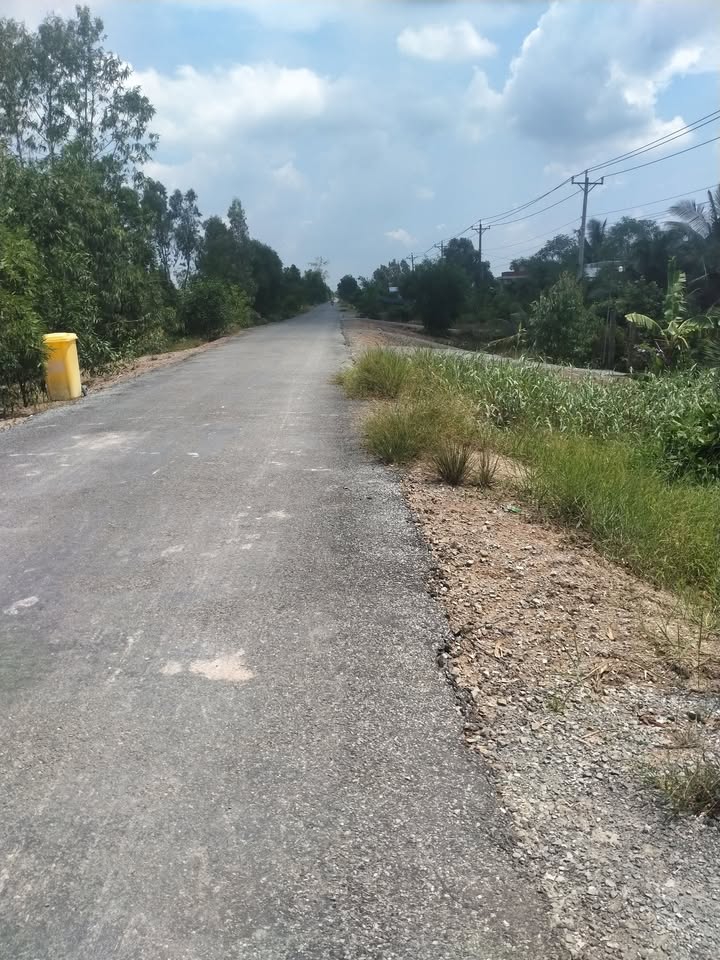 Đất nền xã Hưng Thạnh, Tân Phước 21.600m² giá 8.64 tỷ - Sổ đỏ chính chủ, đầu tư sinh lời!