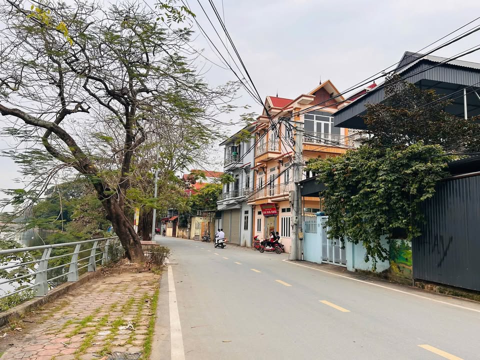 Đất nền Võng Xuyên Phúc Thọ 100m² - Sổ đỏ chính chủ, view hồ thoáng mát!