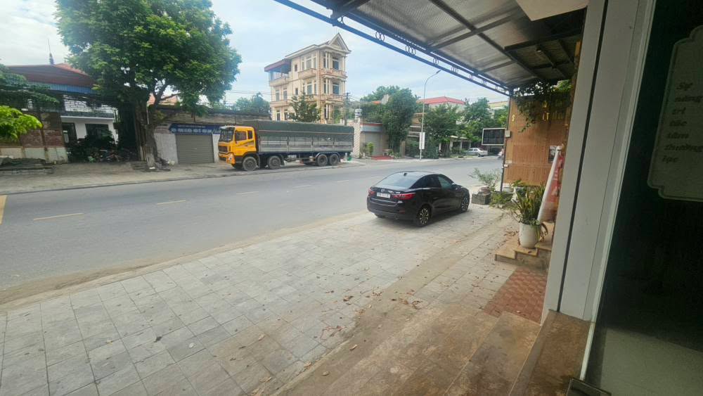 Nhà 4 tầng Hương Canh Bình Xuyên 108m² giá 6 tỷ - Kinh doanh đắc địa!