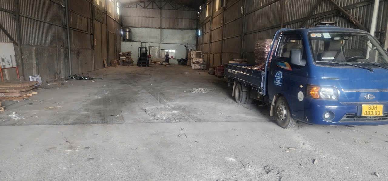 Xưởng cho thuê tại Biên Hòa 360m² giá 12 triệu - Đường thông thoáng, tiện lợi di chuyển!