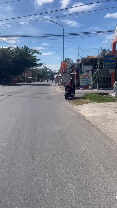 Đất thổ cư Khu phố 3 Bình Tân La Gi 100m² giá 1 tỷ - Nằm ngay mặt tiền đường Nguyễn Trãi!