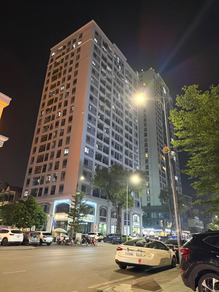 Căn hộ Saigontel Bắc Giang 74m² giá 3 tỷ - Tầng cao view công viên tuyệt đẹp!