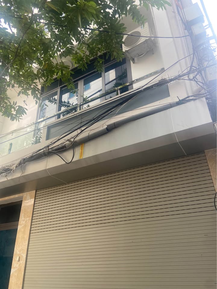 Nhà 3,5 tầng Kinh Bắc 72m² giá 7 tỷ - Ô tô vào tận nhà, gần chợ Yên!