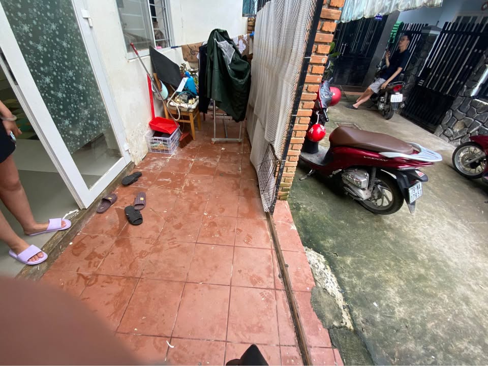 Nhà 2 tầng Tây Nha Trang 47.6m² giá 2.05 tỷ - Đang cho thuê 5 triệu/tháng!