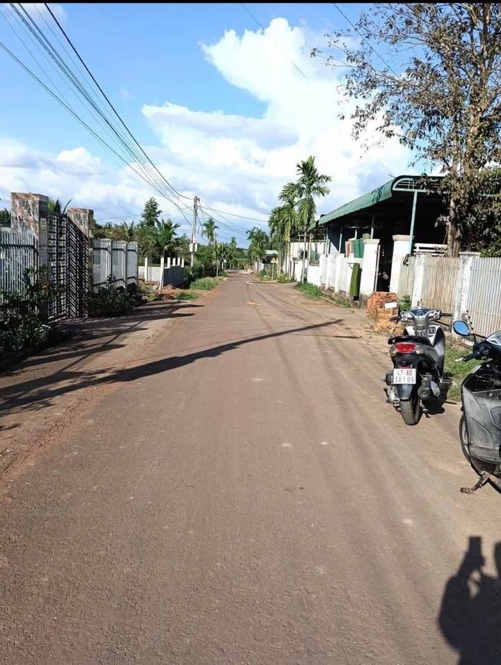 Đất vườn Hòa Khánh Buôn Ma Thuột 700m² giá 1.62 tỷ - Cơ hội đầu tư hấp dẫn!