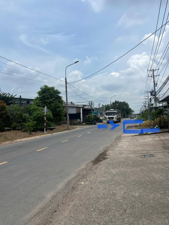 Đất mặt tiền đường Phùng Hưng, xã An Viễn, 303m² - Vị trí kinh doanh đắc địa!